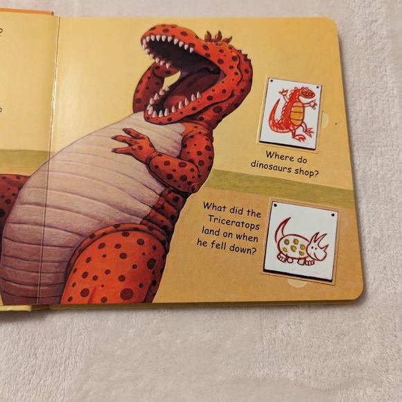 5/$20🩵 Two Children's Books - Picture 8 of 12